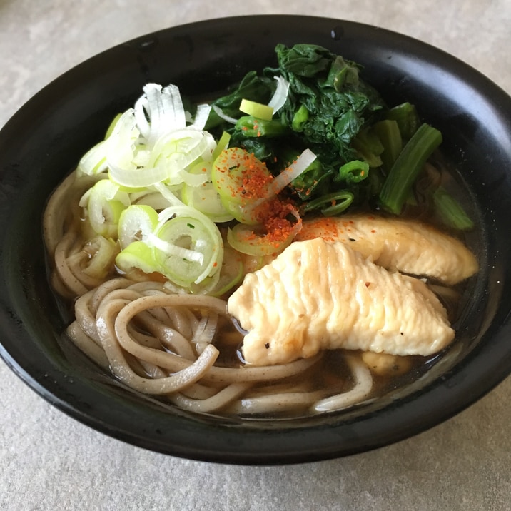 鶏とほうれん草の蕎麦♪